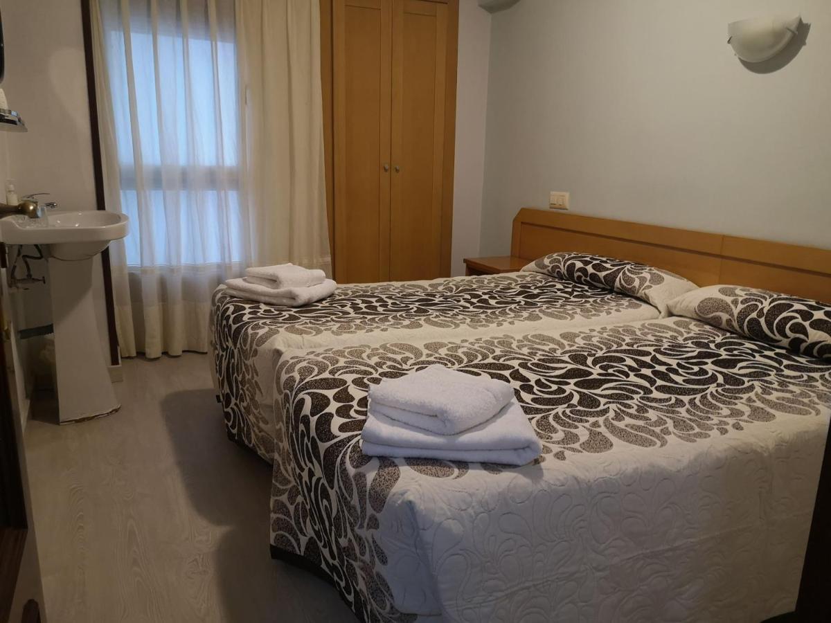 Hospedaje Covadonga 기욘 외부 사진