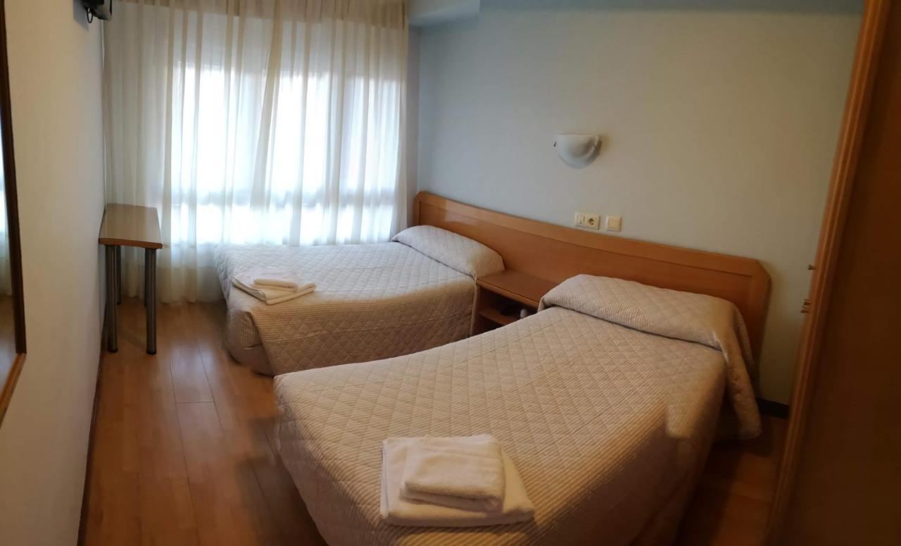 Hospedaje Covadonga 기욘 외부 사진